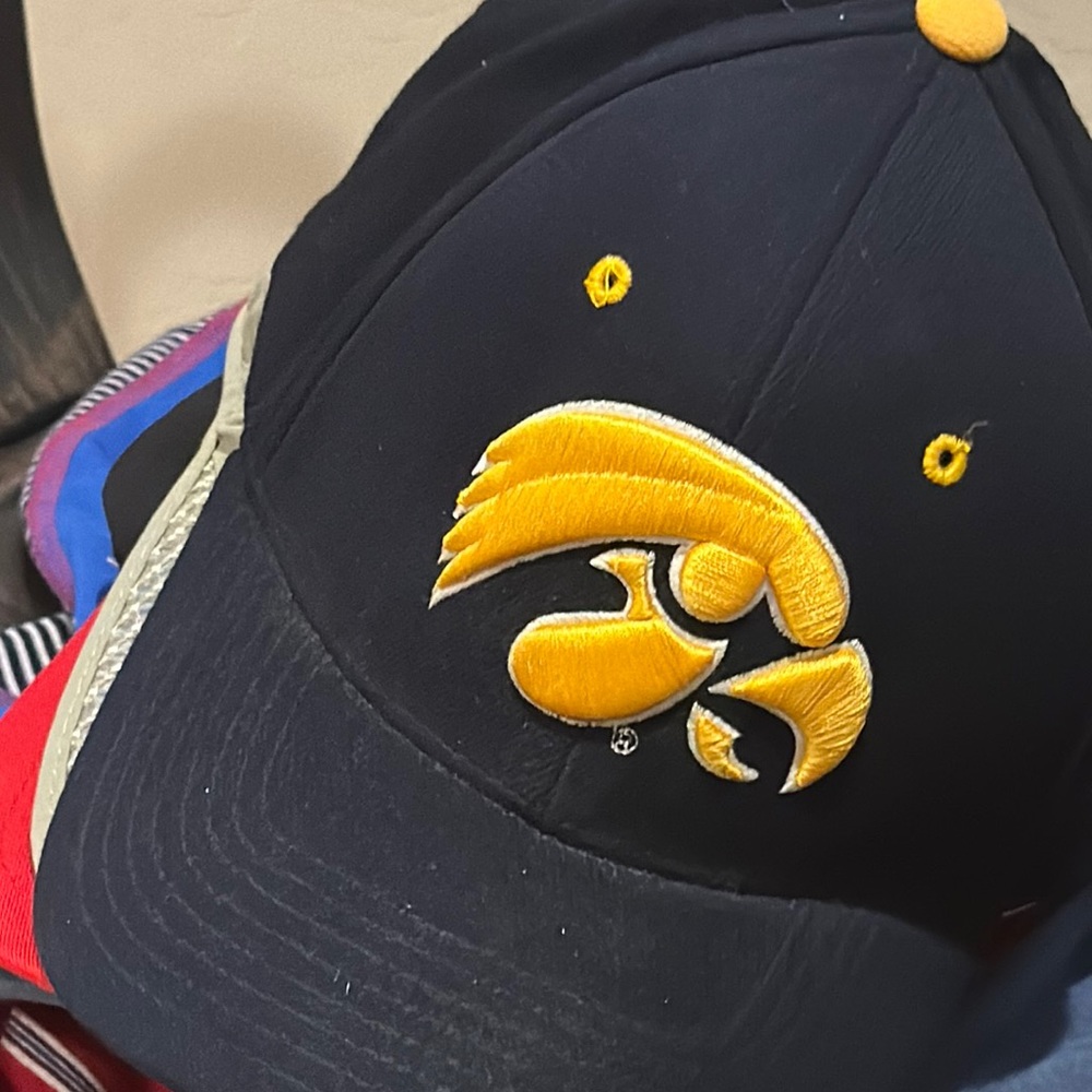 U of Iowa Unisex Cap